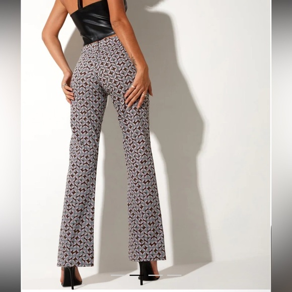 MOTEL • Jopan Flare Trouser in Retro Tile - Picture 13 of 14